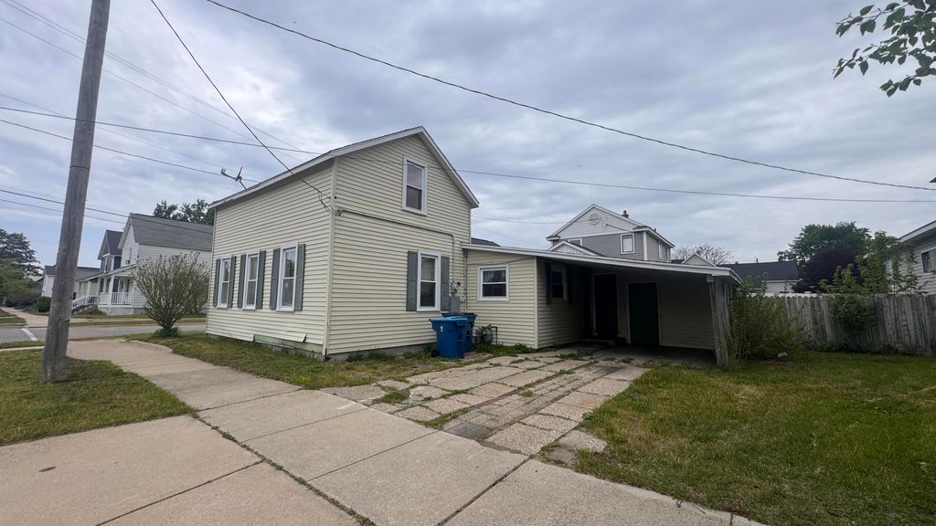 400 N 6th Street, Grand Haven City, MI 49417