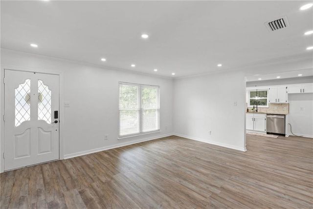6058 Highland Woods Drive, Mobile, AL 36608