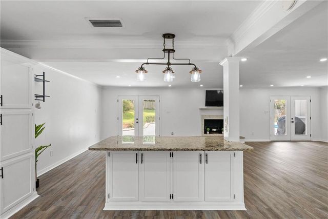6058 Highland Woods Drive, Mobile, AL 36608