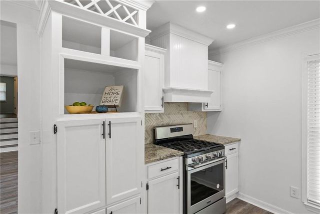 6058 Highland Woods Drive, Mobile, AL 36608