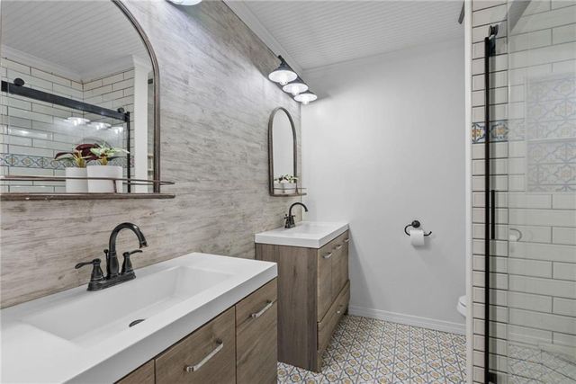 6058 Highland Woods Drive, Mobile, AL 36608