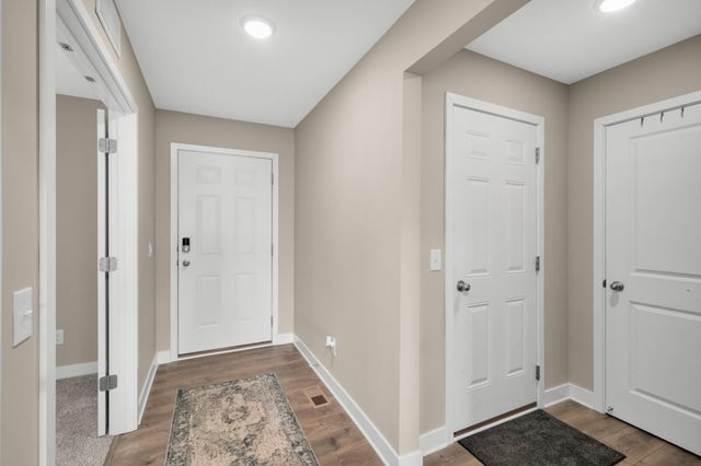 18184 Hartlin Avenue, Lakeville, MN 55044