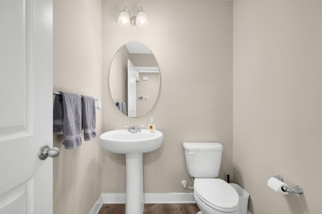 18184 Hartlin Avenue, Lakeville, MN 55044