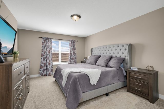 18184 Hartlin Avenue, Lakeville, MN 55044