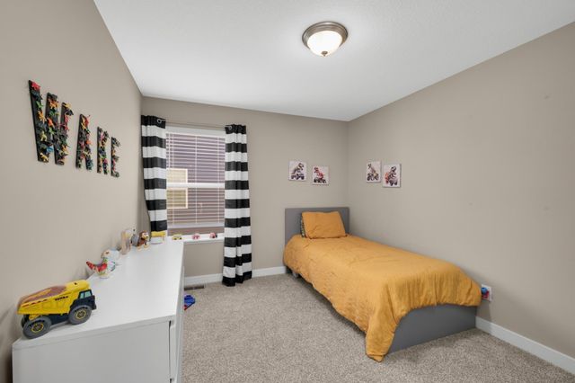 18184 Hartlin Avenue, Lakeville, MN 55044