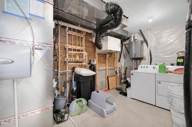 18184 Hartlin Avenue, Lakeville, MN 55044