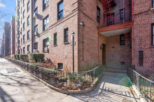 34-30 78th Street 2B, Jackson Heights, NY 11372