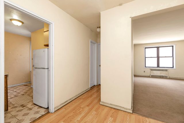 34-30 78th Street 2B, Jackson Heights, NY 11372