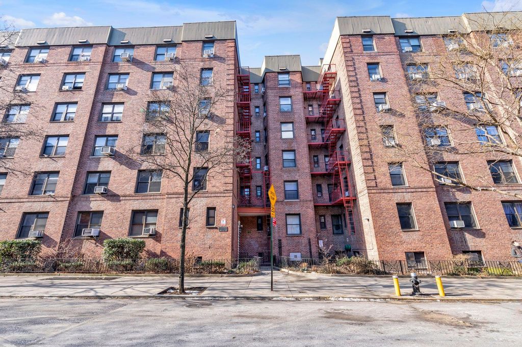 34-30 78th Street 2B, Jackson Heights, NY 11372