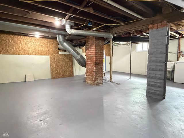 5008 E Raymond Street, Indianapolis, IN 46203