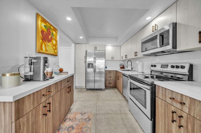 2401 S Ocean Dr 2504, Hollywood, FL 33019