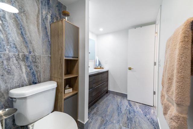 2401 S Ocean Dr 2504, Hollywood, FL 33019