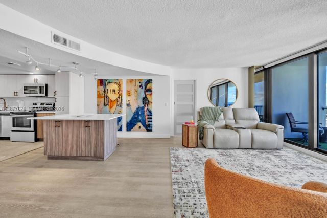 2401 S Ocean Dr 2504, Hollywood, FL 33019