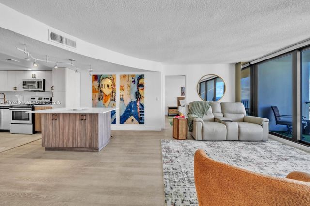 2401 S Ocean Dr 2504, Hollywood, FL 33019