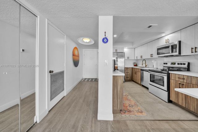 2401 S Ocean Dr 2504, Hollywood, FL 33019