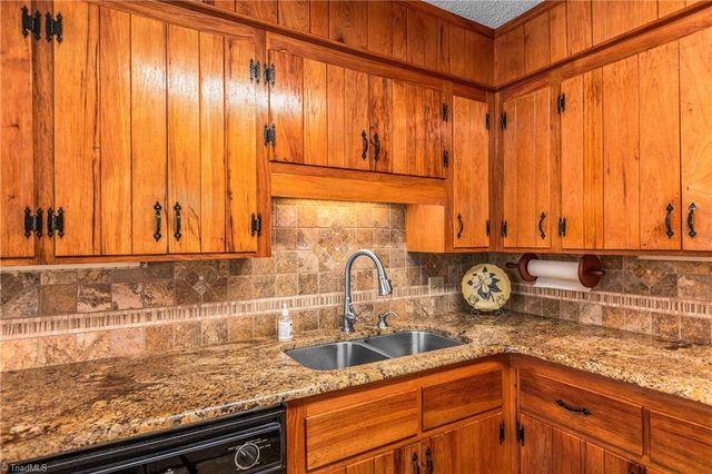 131 Ridge Street, Jonesville, NC 28642