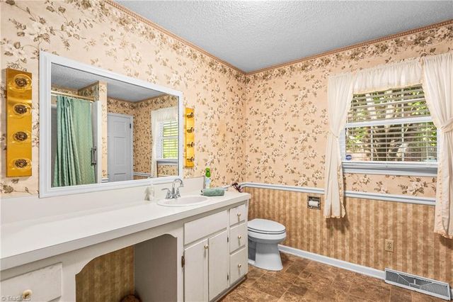 131 Ridge Street, Jonesville, NC 28642