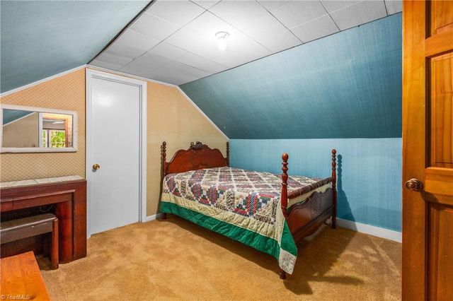 131 Ridge Street, Jonesville, NC 28642