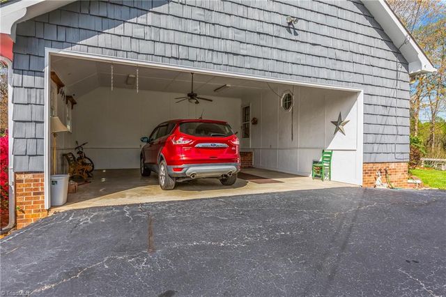 131 Ridge Street, Jonesville, NC 28642