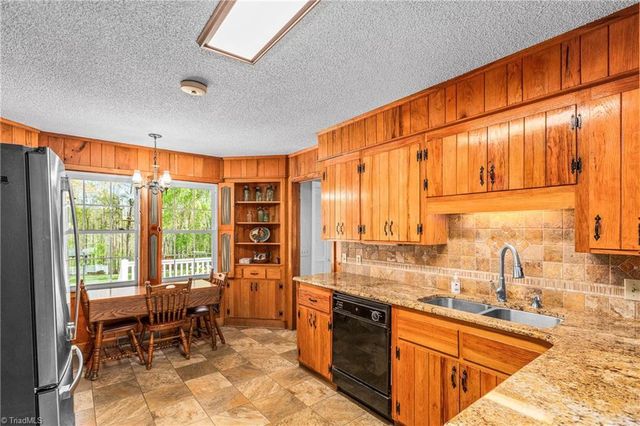 131 Ridge Street, Jonesville, NC 28642