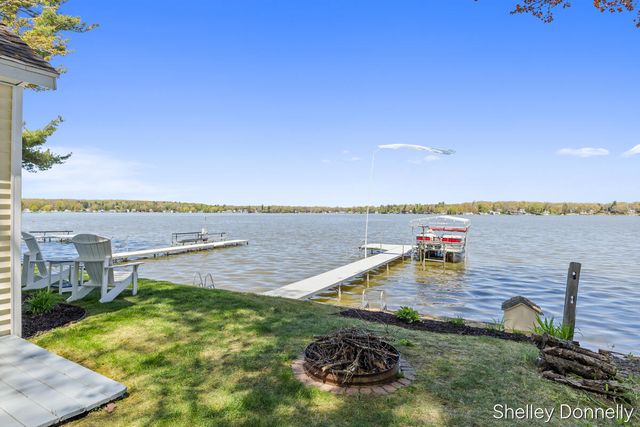 1071 E Hess Lake Drive, Brooks Twp, MI 49327