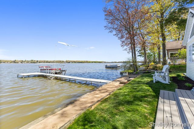 1071 E Hess Lake Drive, Brooks Twp, MI 49327