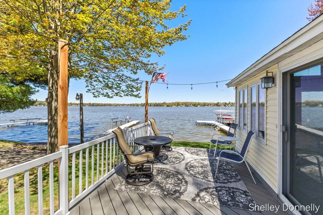 1071 E Hess Lake Drive, Brooks Twp, MI 49327