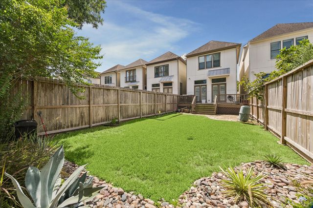 1209 W 22nd Street, Houston, TX 77008