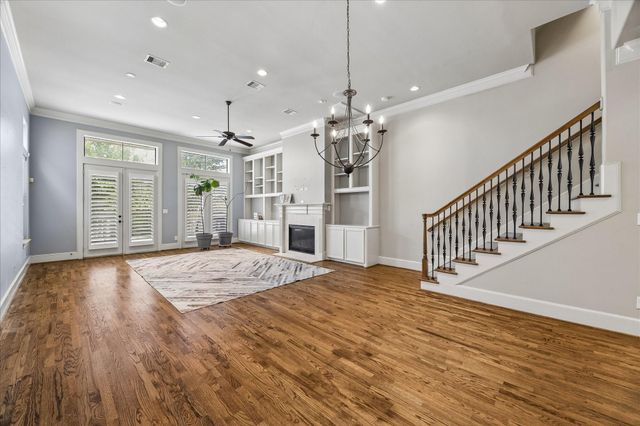 1209 W 22nd Street, Houston, TX 77008