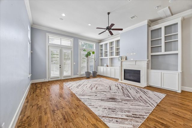 1209 W 22nd Street, Houston, TX 77008