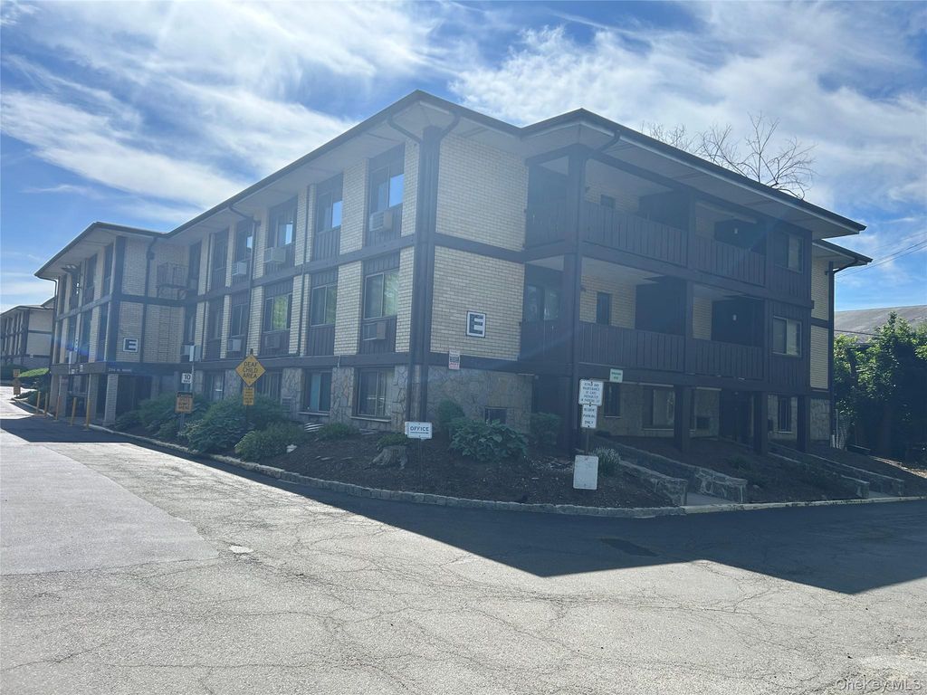 254 N.Main Street E-4, Spring Valley, NY 10977