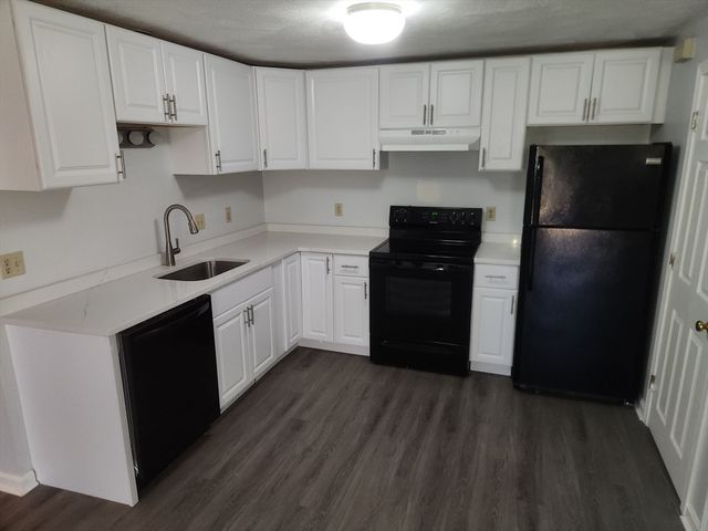 448 Mount Hope St 2, North Attleboro, MA 02760