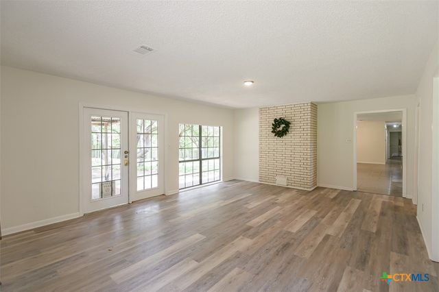 935 Verna Lee Boulevard, Harker Heights, TX 76548