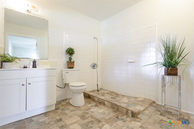 935 Verna Lee Boulevard, Harker Heights, TX 76548