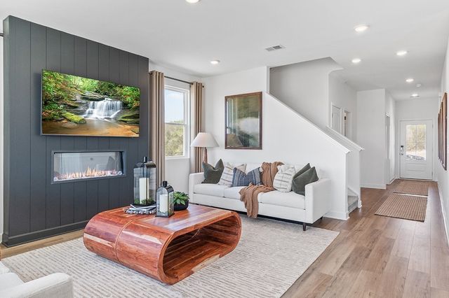 5404 Dunbar Dr, Old Hickory, TN 37138