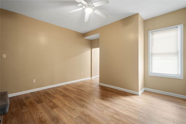 237 Paul St, Mt Washington, PA 15211