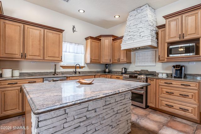 3544 Cave Creek, Las Cruces, NM 88011