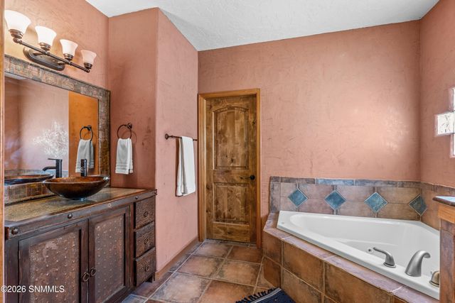 3544 Cave Creek, Las Cruces, NM 88011
