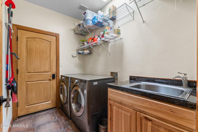 3544 Cave Creek, Las Cruces, NM 88011