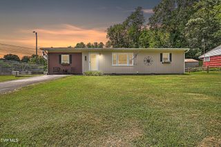 1106 West Cedar Street, Bristol, TN 37620
