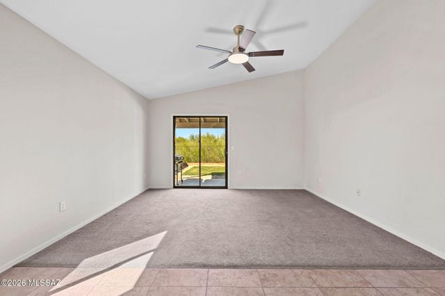 675 S Painted River Way, Vail, AZ 85641
