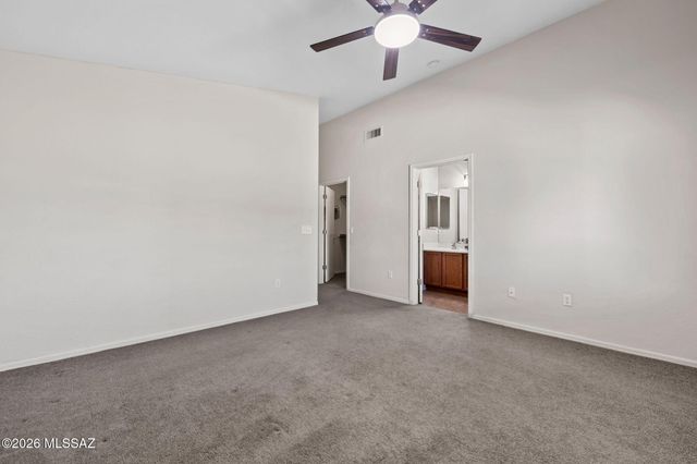 675 S Painted River Way, Vail, AZ 85641