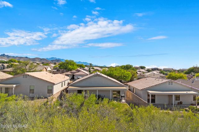 675 S Painted River Way, Vail, AZ 85641