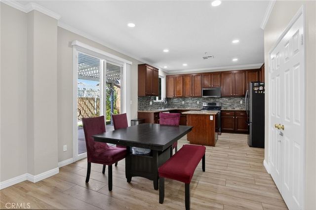 7358 Meade Court, Fontana, CA 92336