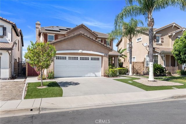 7358 Meade Court, Fontana, CA 92336