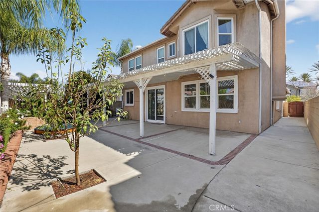 7358 Meade Court, Fontana, CA 92336