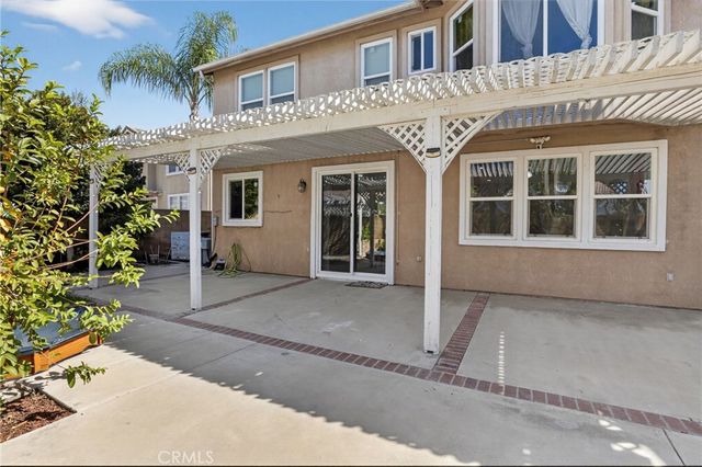 7358 Meade Court, Fontana, CA 92336