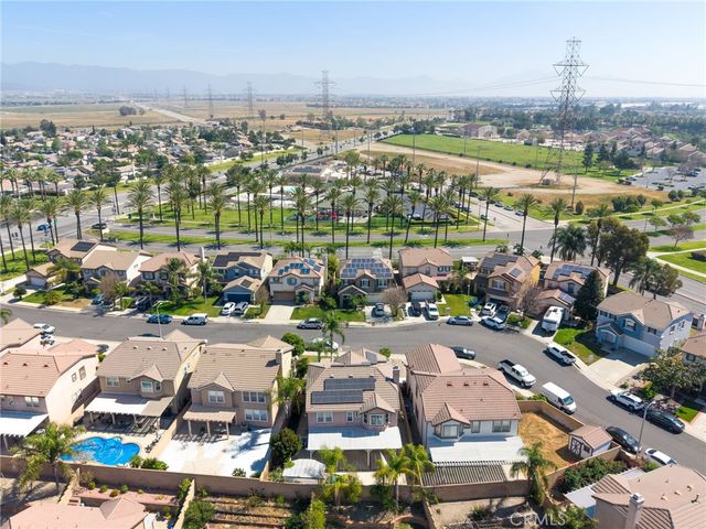 7358 Meade Court, Fontana, CA 92336