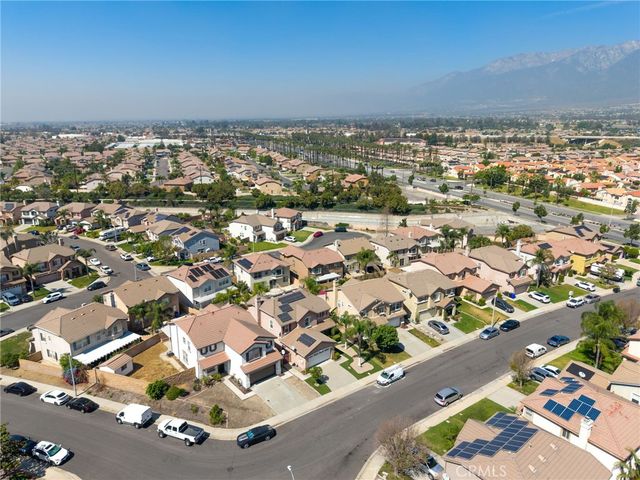 7358 Meade Court, Fontana, CA 92336