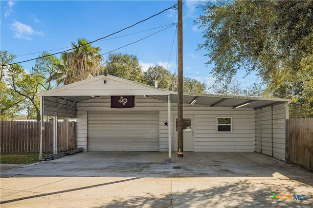 204 Brooks, Victoria, TX 77904